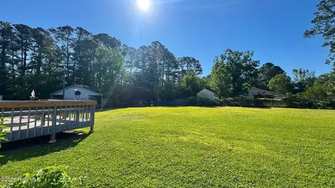 2106 Perry Drive Jacksonville NC 28546