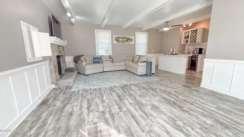 2106 Perry Drive Jacksonville NC 28546