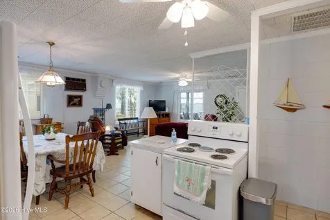 1963 Bayview Road Bath NC 27808