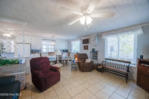 1963 Bayview Road Bath NC 27808