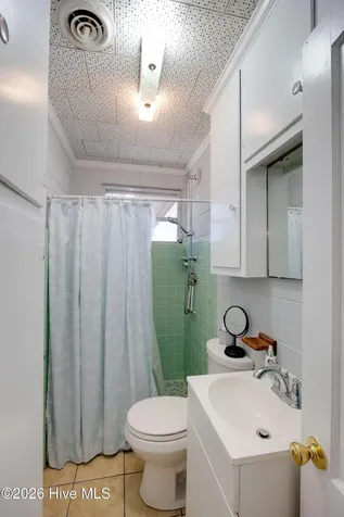1963 Bayview Road Bath NC 27808