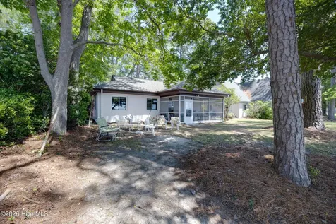1963 Bayview Road Bath NC 27808