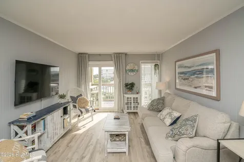 277 W First Street Ocean Isle Beach NC 28469