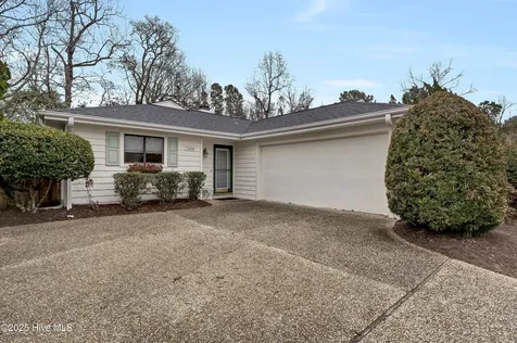7204 Lounsberry Court Wilmington NC 28405