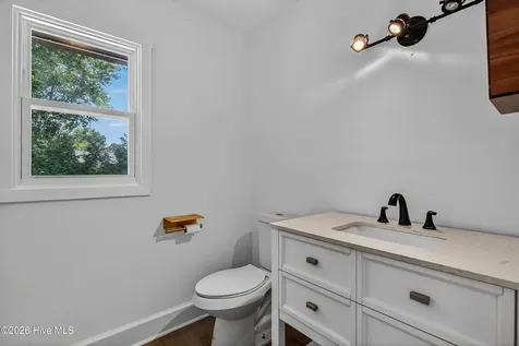 107 Boatswain Drive New Bern NC 28562