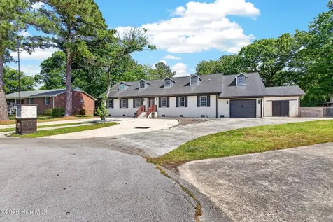 107 Boatswain Drive New Bern NC 28562
