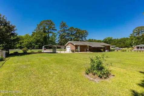 406 Richlands Loop Road Richlands NC 28574