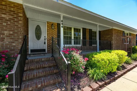 406 Richlands Loop Road Richlands NC 28574