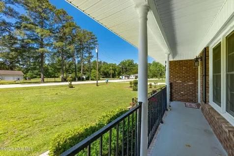 406 Richlands Loop Road Richlands NC 28574