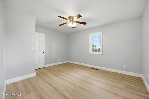 2013 Holland Road Greenville NC 27834