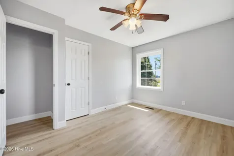2013 Holland Road Greenville NC 27834