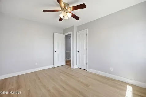 2013 Holland Road Greenville NC 27834