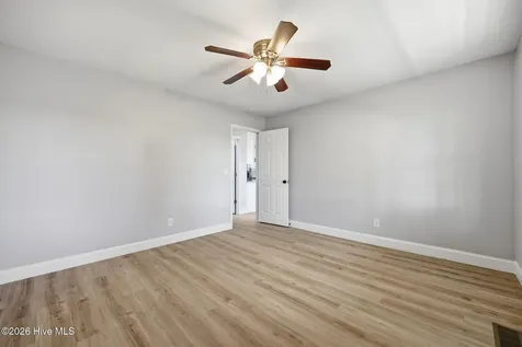 2013 Holland Road Greenville NC 27834