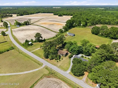 2013 Holland Road Greenville NC 27834