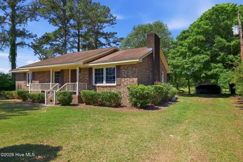 2013 Holland Road Greenville NC 27834