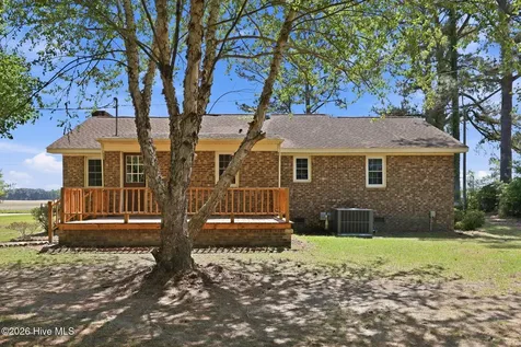 2013 Holland Road Greenville NC 27834