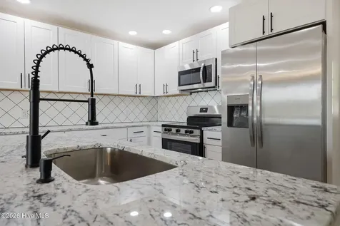 2013 Holland Road Greenville NC 27834