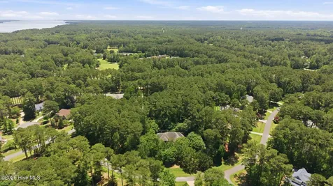 103 Rappahannock Drive Chocowinity NC 27817