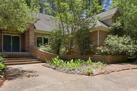 103 Rappahannock Drive Chocowinity NC 27817