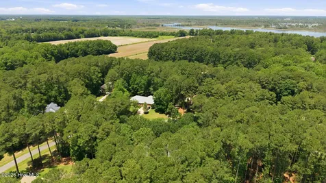 103 Rappahannock Drive Chocowinity NC 27817