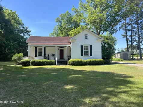 183 Nc 124 West Macclesfield NC 27852