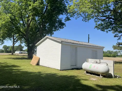 183 Nc 124 West Macclesfield NC 27852