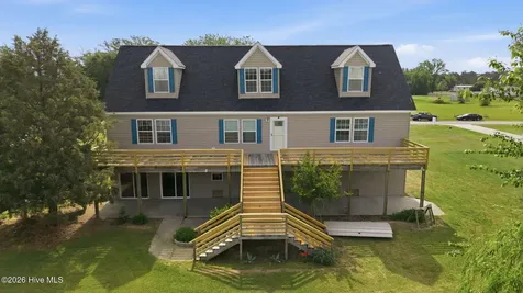 66 Warrens Way Chocowinity NC 27817