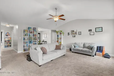 198 Moonstone Court Jacksonville NC 28546