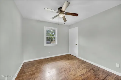 64 Northwood Drive Wilmington NC 28405