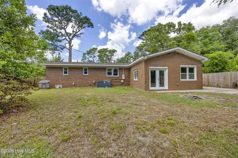 64 Northwood Drive Wilmington NC 28405