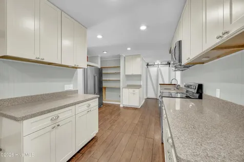 64 Northwood Drive Wilmington NC 28405