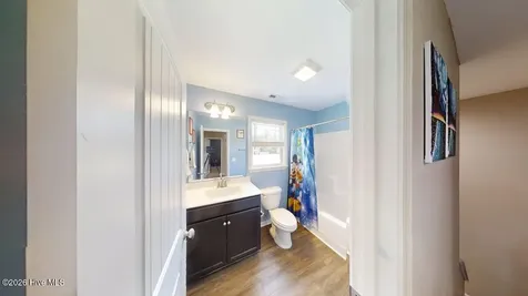 211 Buckeye Court N Jacksonville NC 28540