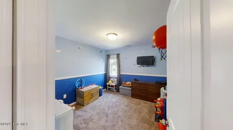 211 Buckeye Court N Jacksonville NC 28540