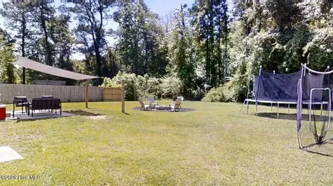 211 Buckeye Court N Jacksonville NC 28540