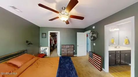 211 Buckeye Court N Jacksonville NC 28540