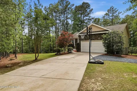 708 N Glenwood Trail Southern Pines NC 28387