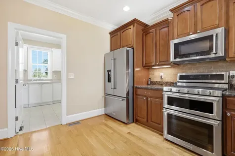 1190 Windbrooke Drive Grimesland NC 27837