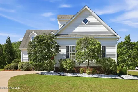 1190 Windbrooke Drive Grimesland NC 27837
