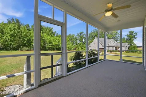 1190 Windbrooke Drive Grimesland NC 27837