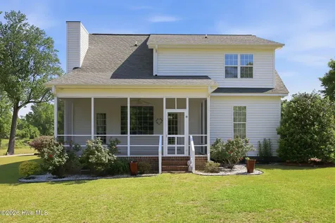 1190 Windbrooke Drive Grimesland NC 27837