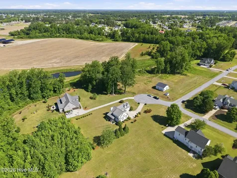 1190 Windbrooke Drive Grimesland NC 27837
