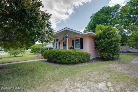 613 Franklin Avenue New Bern NC 28560