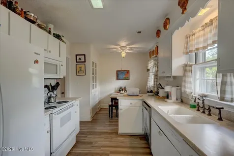 613 Franklin Avenue New Bern NC 28560
