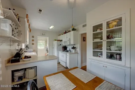 613 Franklin Avenue New Bern NC 28560