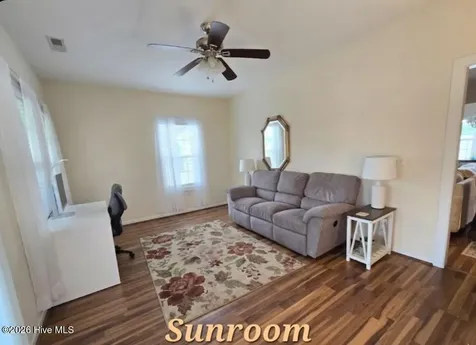 112 Bay Leaf Drive Currituck NC 27929