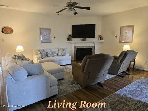 112 Bay Leaf Drive Currituck NC 27929