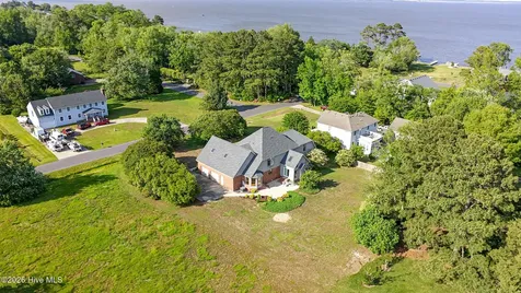 110 Carotauk Drive Currituck NC 27929