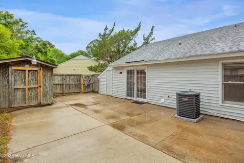 2332 Villa Drive Kinston NC 28504