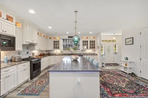 111 Belle View Currituck NC 27929