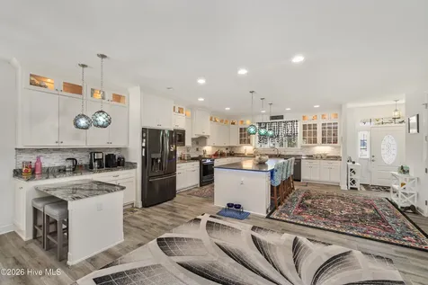 111 Belle View Currituck NC 27929